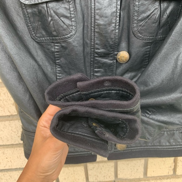 Andrew Marc - Picture 10 of 15